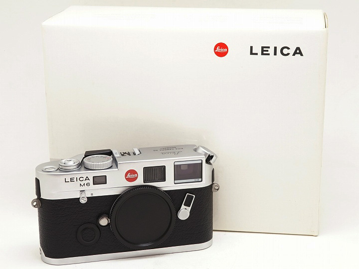 Leica<br />
M6 TTL (0.58) JAPAN シルバー